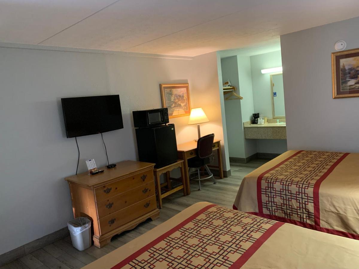 Pigeon Forge Parkway Inn Extérieur photo