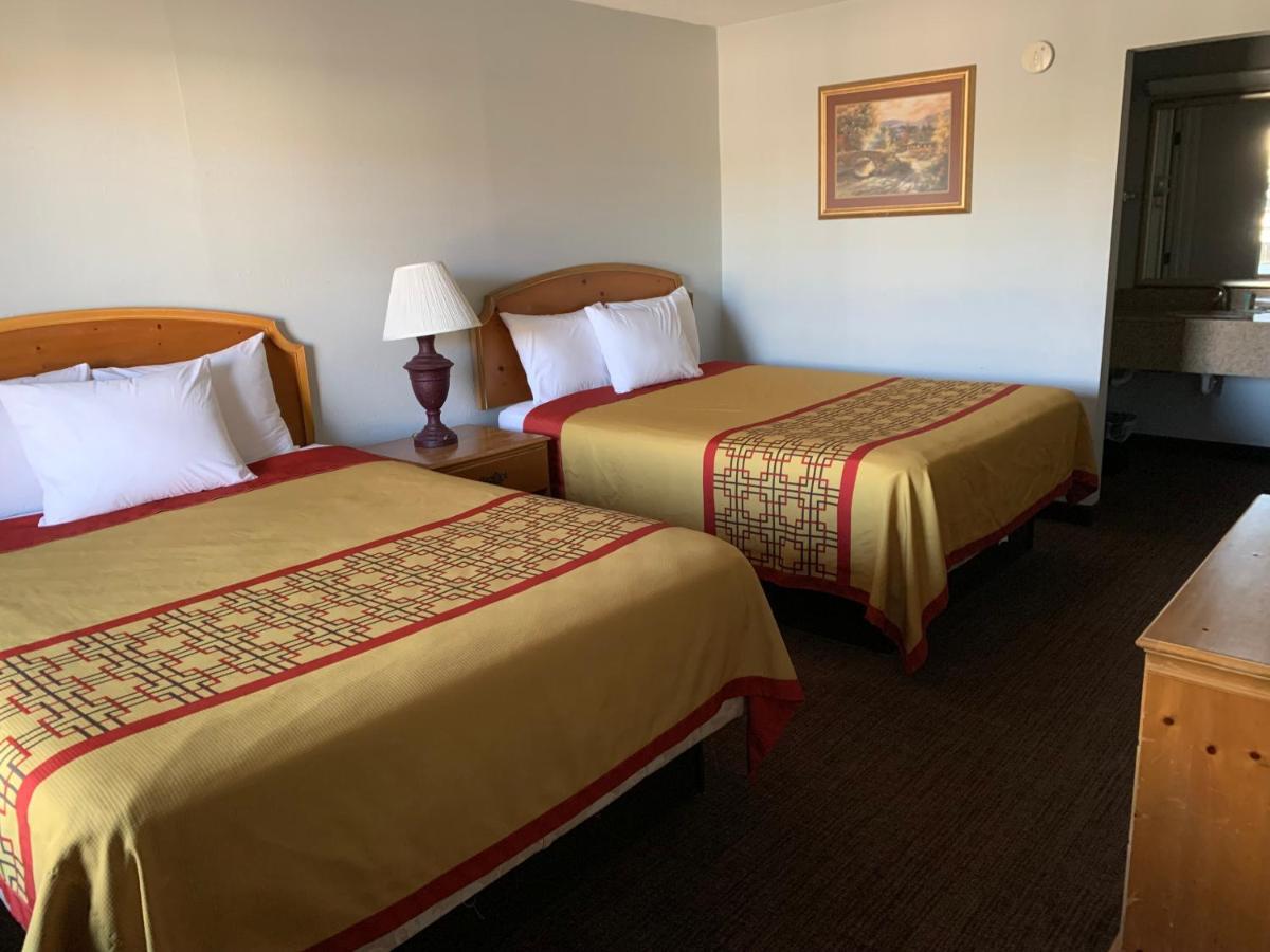 Pigeon Forge Parkway Inn Extérieur photo