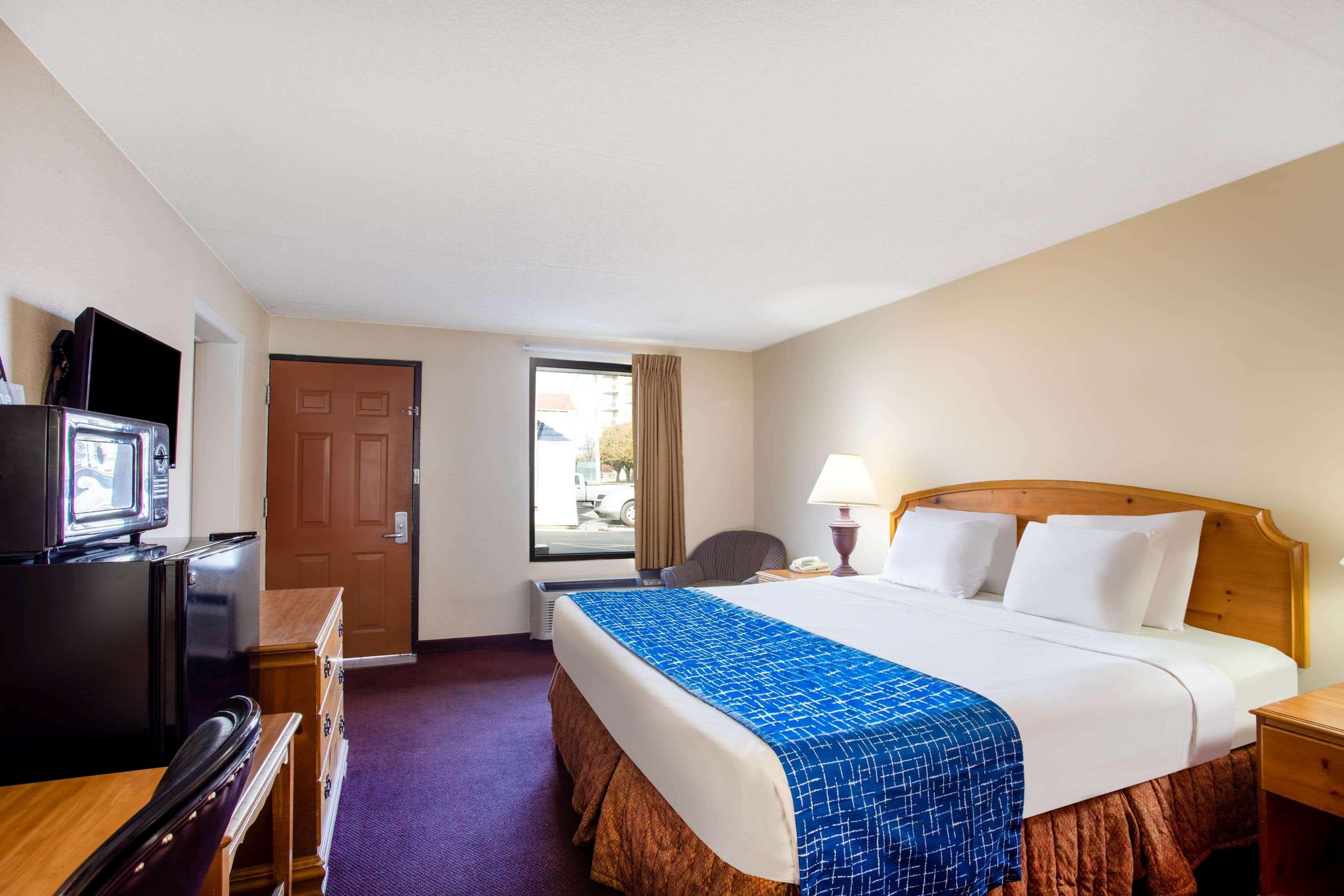 Pigeon Forge Parkway Inn Extérieur photo
