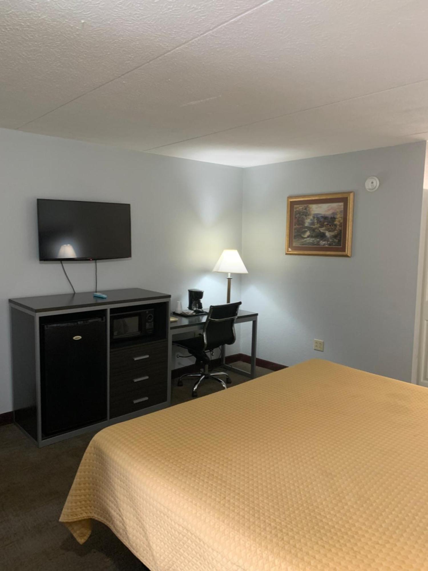 Pigeon Forge Parkway Inn Extérieur photo
