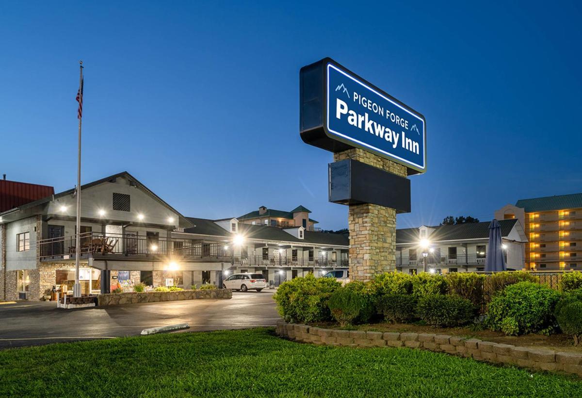 Pigeon Forge Parkway Inn Extérieur photo