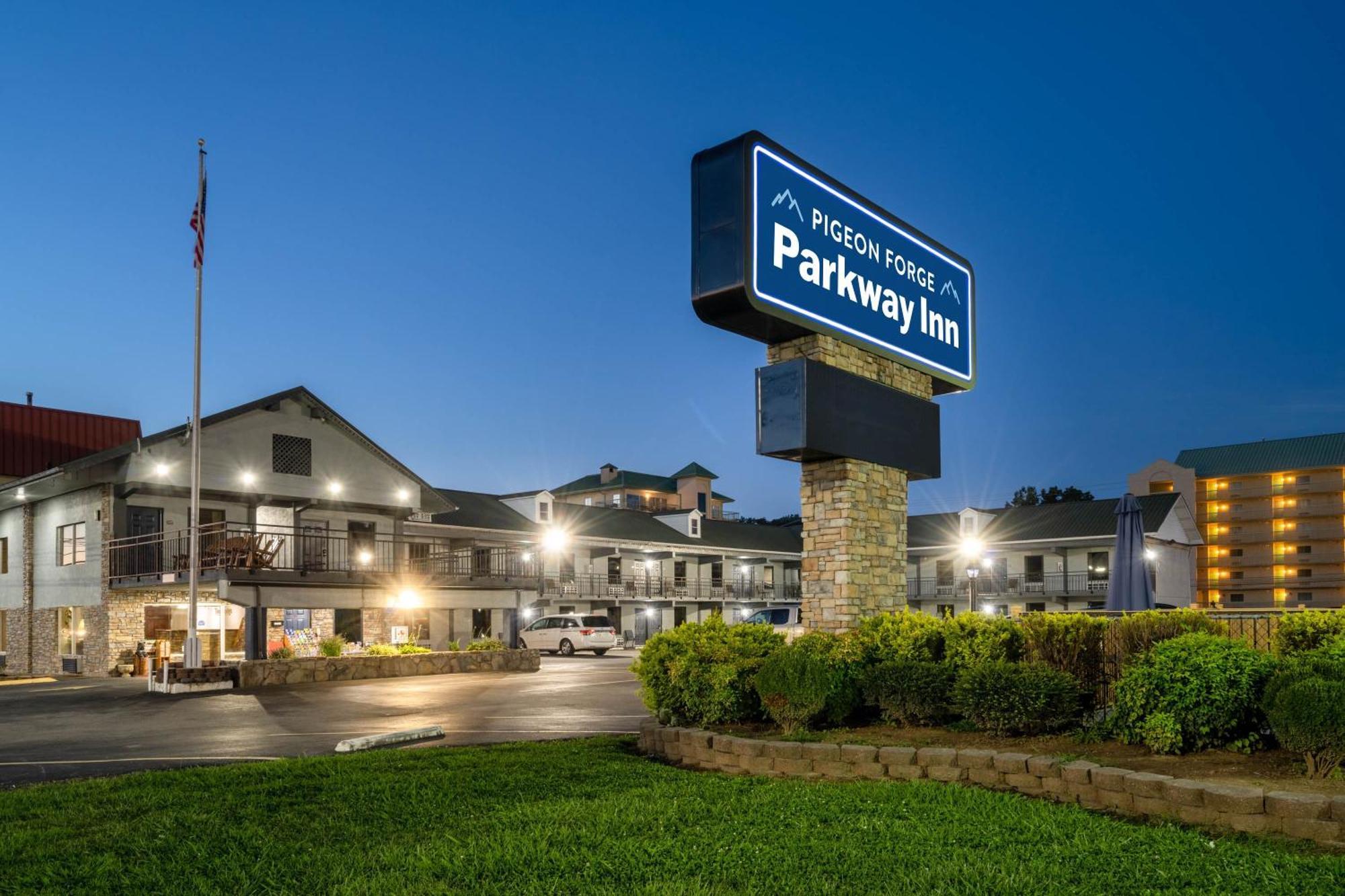 Pigeon Forge Parkway Inn Extérieur photo